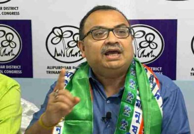‘একজন ভোটারের নাম বাদ গেলে এক লাখ লোক নিয়ে কমিশনের অফিস ঘেরাও করা হবে’, হুঁশিয়ারি কুণাল ঘোষের