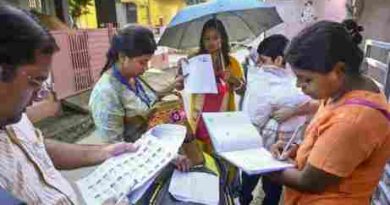 SIR in West Bengal: DEO রিপোর্টের পরেই ২২০৮ থেকে মৃত ভোটার না থাকা বুথের সংখ্যা কমে দাঁড়ালো ৪০৮
