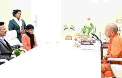 ২৪ ঘণ্টার মধ্যেই পদক্ষেপ, যোগীর হস্তক্ষেপে মাফিয়াদের থেকে শহিদ মেজর কন্যার বাড়ি উদ্ধার