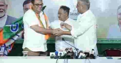 ‘উন্নত বাংলা’ গড়তে বিজেপিতে যোগ দিলেন বঙ্কিমচন্দ্র চট্টোপাধ্যায়ের পরিবারের সদস্য সুমিত্র চট্টোপাধ্যায়