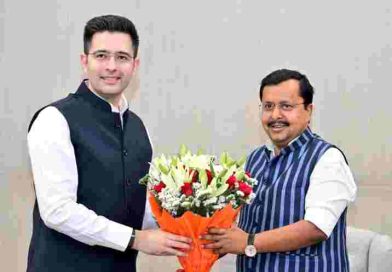 বড়সড় ভাঙন আম আদমি পার্টিতে, বিজেপিতে যোগ দিলেন রাঘব চাড্ডা-সহ আপের ৭ সাংসদ