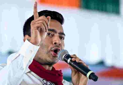 ‘৪ তারিখের পর দিল্লি থেকে কে বাঁচাতে আসে দেখব’, হুমকি অভিষেকের