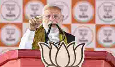 ‘বাংলার জন্য ৬ গ্যারান্টি’ মোদীর; দুর্নীতির বিরুদ্ধে কড়া পদক্ষেপ, ৭ম বেতন কমিশনের প্রতিশ্রুতি