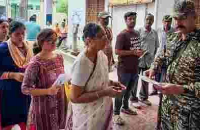 দক্ষিণ ২৪ পরগনার ১৫ বুথে শনিবার পুনর্নির্বাচন, ফলতা নিয়ে সিদ্ধান্ত অপেক্ষায়